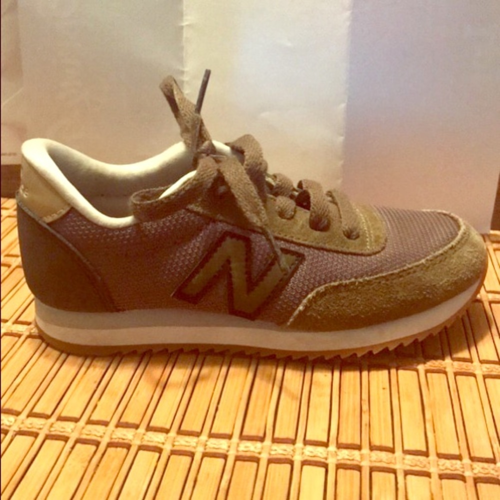 Boys New Balance 501